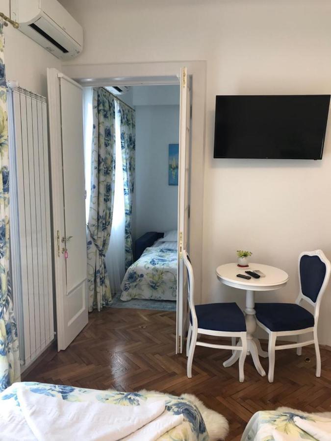 Victoria Luxury Apartment 11 بوخارست المظهر الخارجي الصورة
