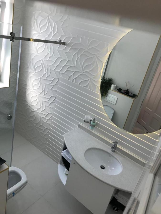 Victoria Luxury Apartment 11 بوخارست المظهر الخارجي الصورة